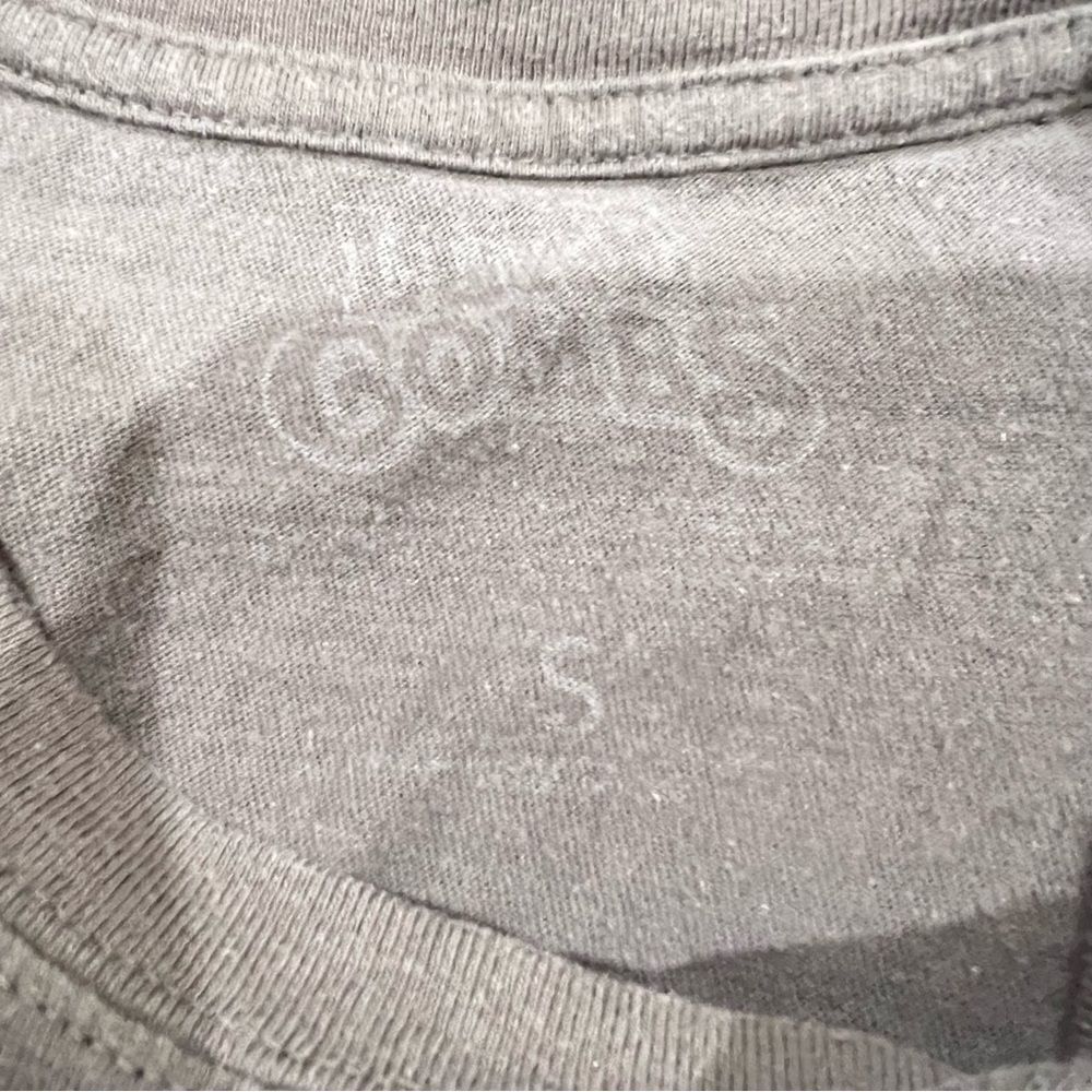 Gray Graphic Tee - Picture 3 of 4